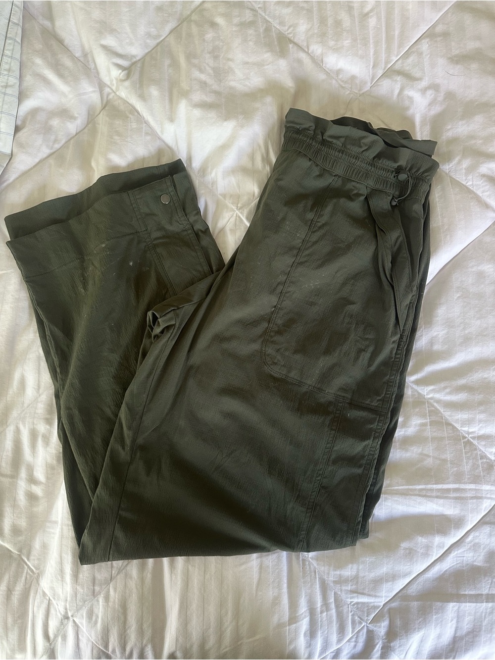 Athleta Trekkie Parachute pant